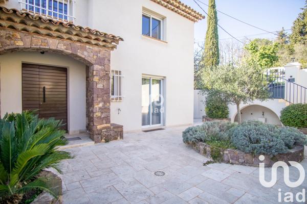 Maison à vendre 14 pièces 315 m² Draguignan