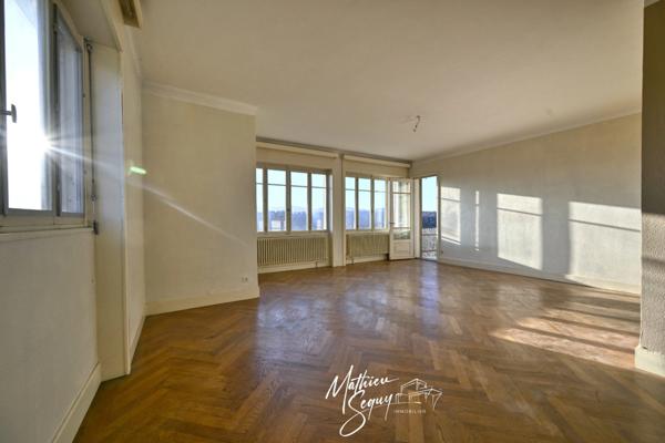 Au calme, appartement de 114m² avec jolie vue sur les Monts du Lyonnais