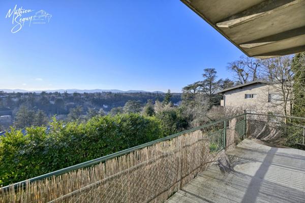 Au calme, appartement de 114m² avec jolie vue sur les Monts du Lyonnais