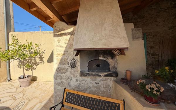 Maison à vendre    5 pièces •  Montoison