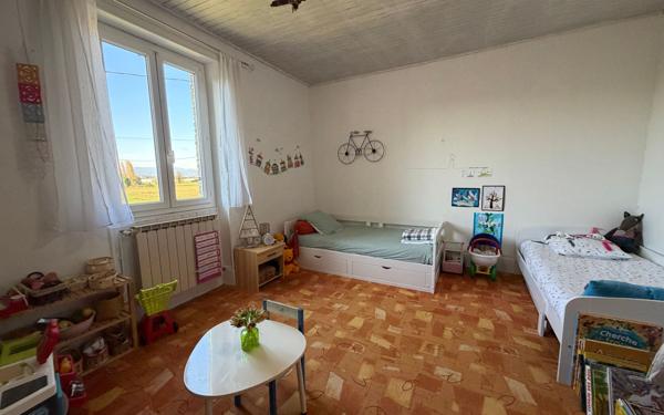 Maison à vendre    5 pièces •  Montoison