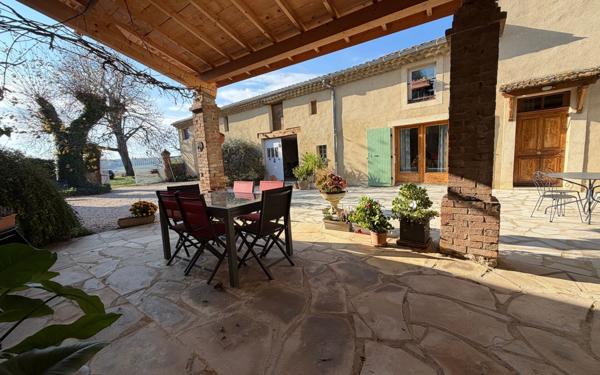 Maison à vendre    5 pièces •  Montoison