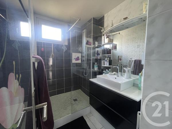 Appartement à vendre  3 pièces - 78 m2 ECHIROLLES - 38