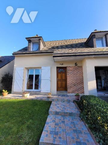 Maison à Vendre à Dinard (35800) en Ille-et-Vilaine (35)

Cette maison d'une surface habitabl...