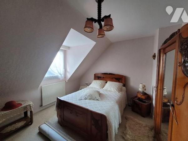 Maison à Vendre à Dinard (35800) en Ille-et-Vilaine (35)

Cette maison d'une surface habitabl...