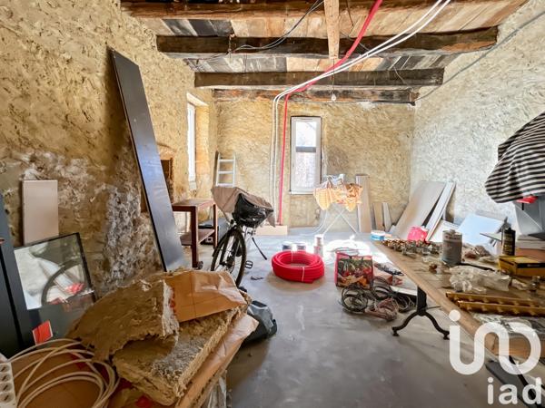 Maison à vendre 5 pièces 188 m² Goudargues