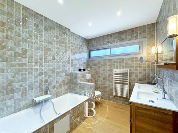 Chambéry, Villa 4 Chambres -  172 m² à vendre
