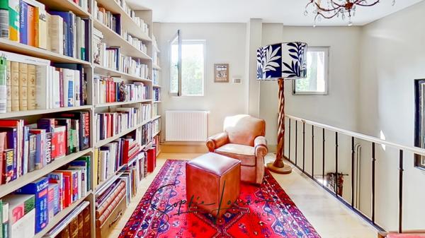 Demeure de caractère à vendre à Bézu-Saint-Éloi – 9 pièces, 5 chambres, parc de près de 6 000 m² avec maison d'amis et espace bien-être