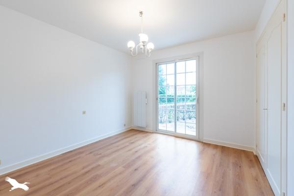 Maison à vendre 452 790 € Saint-Pierre-du-Mont 6 p 160 m² DPE D