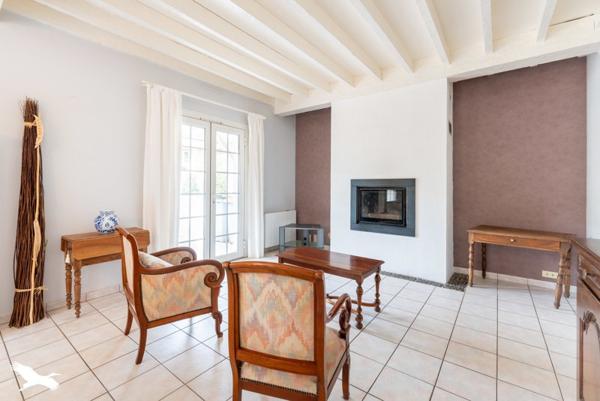 Maison à vendre 452 790 € Saint-Pierre-du-Mont 6 p 160 m² DPE D