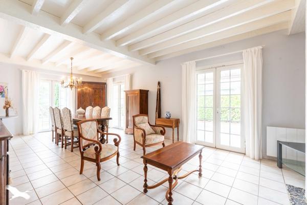 Maison à vendre 452 790 € Saint-Pierre-du-Mont 6 p 160 m² DPE D