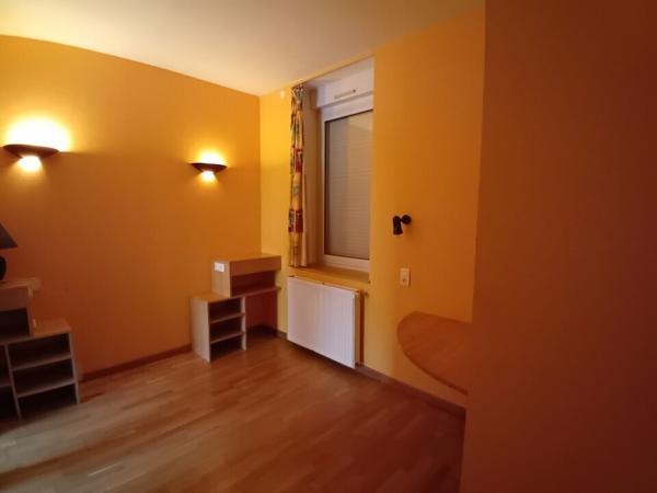 Saint Rémy - Ensemble immobilier 800 m² à louer