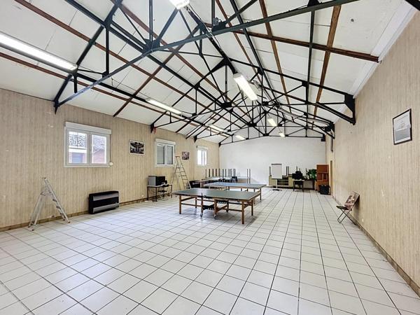 Vente Bureau 3 pièces 223 m2 à Anizy-le-Grand
