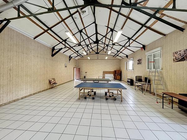 Vente Bureau 3 pièces 223 m2 à Anizy-le-Grand