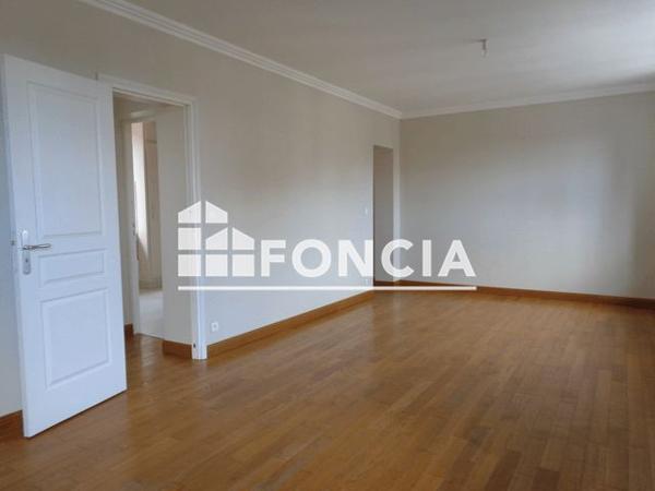 Location Appartement 3 pièces 79.1 m² - 2 RUE JAULZY Soissons 02200