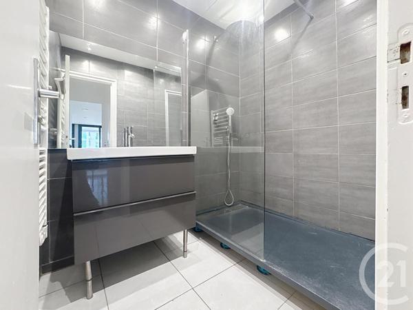 Appartement F5 à vendre  5 pièces - 113 m2 PARIS - 75020