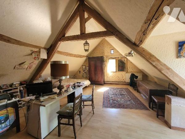 MAISON ANCIENNE CADRE BUCOLIQUE