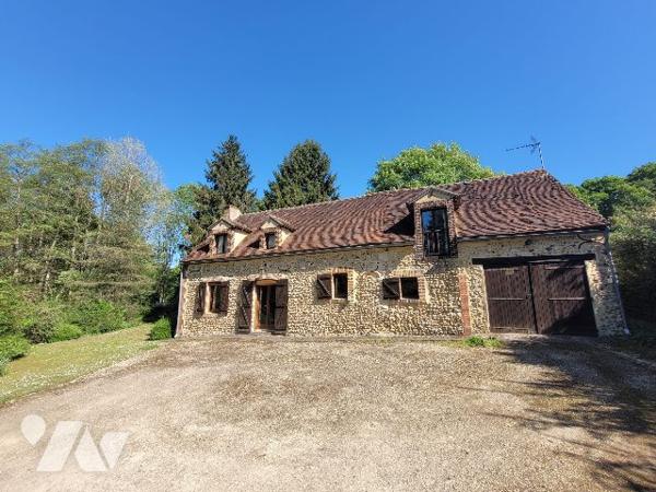 MAISON ANCIENNE CADRE BUCOLIQUE