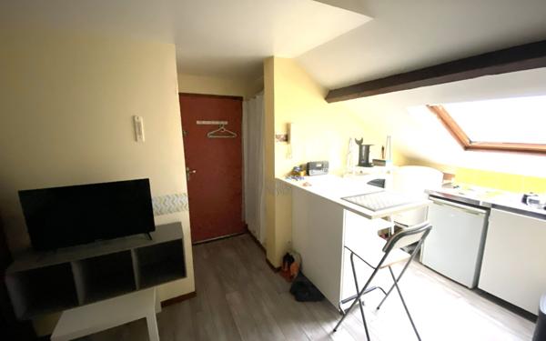 Appartement à vendre    1 pièce • 10,95 m2 Reims