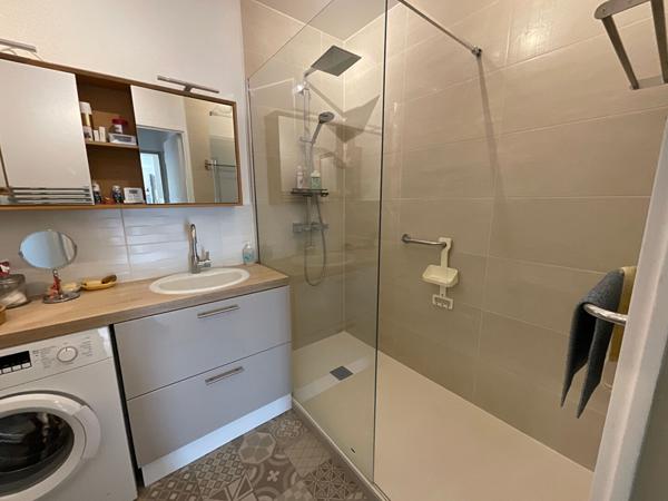 Appartement 4 pièces de 75m2 à 5 min de la gare