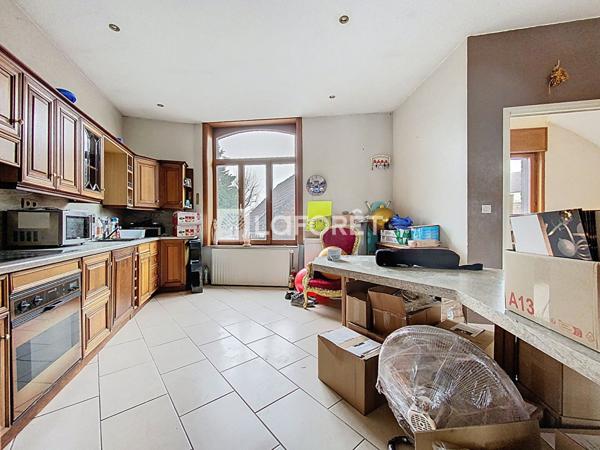 Achat maison près de ESTAIRES - 4 pièce(s) - 208 m² - 275 600 €