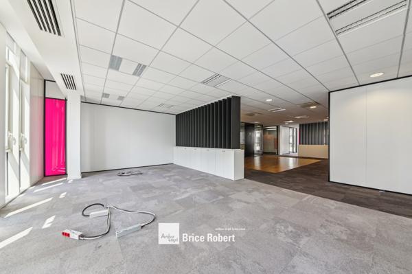 Bureaux à louer à Lyon 9ème dans immeuble récent avec certification THPE