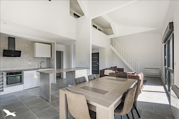 Appartement à vendre |  Créon |  8 pièces | 130 m²