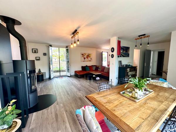 Villa de 181 m² - terrain de 834m2 arboré piscinable à Saint-Drézéry