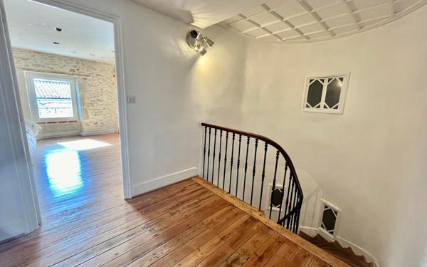 Maison à vendre    8 pièces • 259 m2 Castres