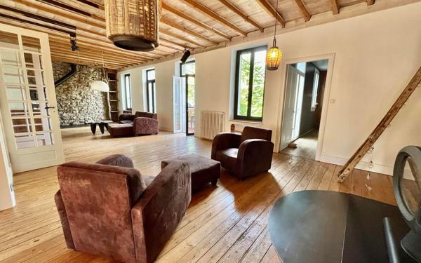 Maison à vendre    8 pièces • 259 m2 Castres