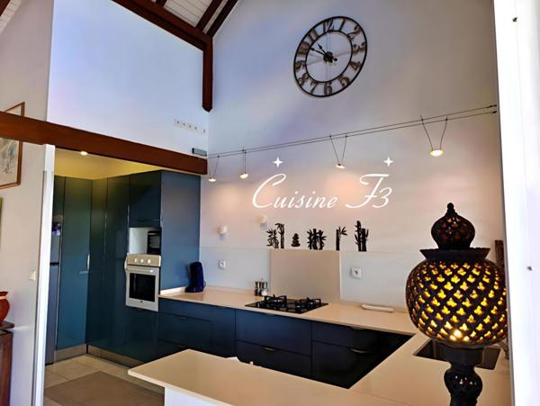 Villa F11 de 445 m2 PISCINE vue mer au Trois Ilets