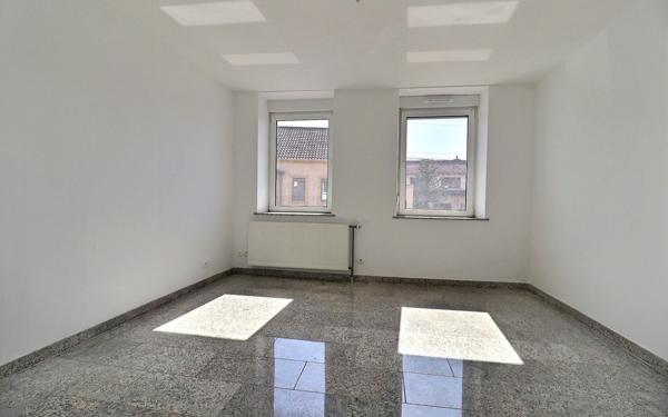 Immeuble à vendre    9 pièces •  Stiring-Wendel