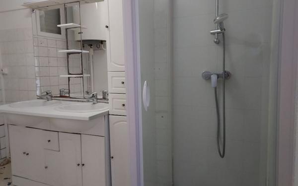 Maison à louer    3 pièces •  Bègles