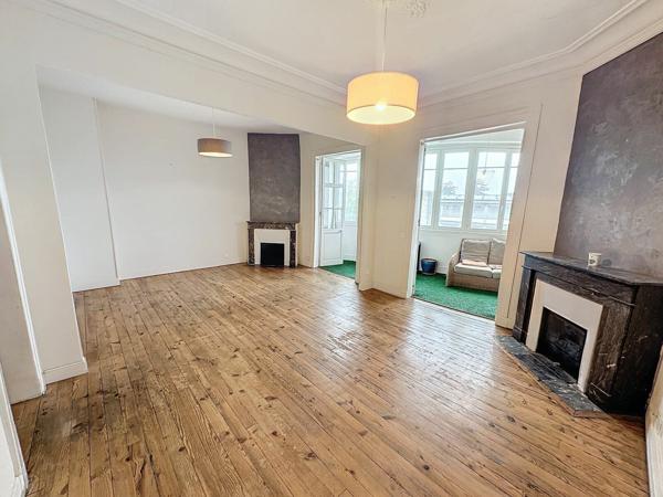Appartement à vendre    4 pièces • 85 m2 Pau