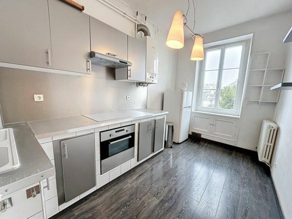 Appartement à vendre    4 pièces • 85 m2 Pau