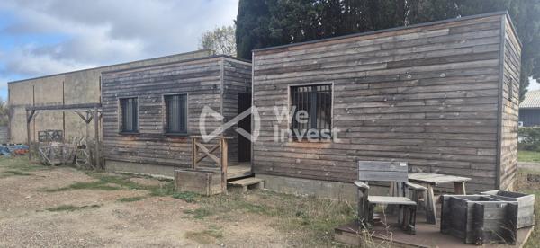 Entrepôt + 2 chalets sur terrain clos – Limoux