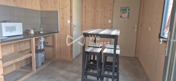 Entrepôt + 2 chalets sur terrain clos – Limoux