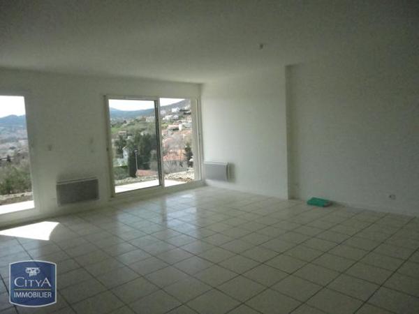 Appartement à louer 3 pièces 67.59m²