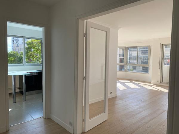 Magnifique 4-5 pièces Loyer 2 240 €/mois charges comprises **  - Référence  563CC