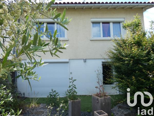 Maison 4 pièces de 90 m² à Niort (79000)