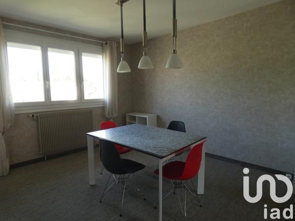 Maison 4 pièces de 90 m² à Niort (79000)