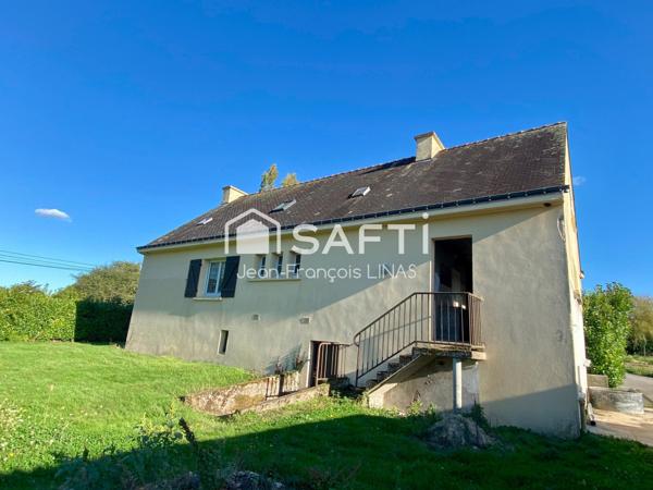 Maison traditionnelle au calme à modernier à 7mn de Vannes avec 3 chambres en R/Ch et 951 m² de terrain.