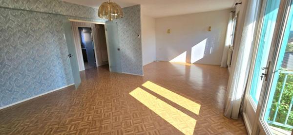 Appartement type 3, garage privatif et cave