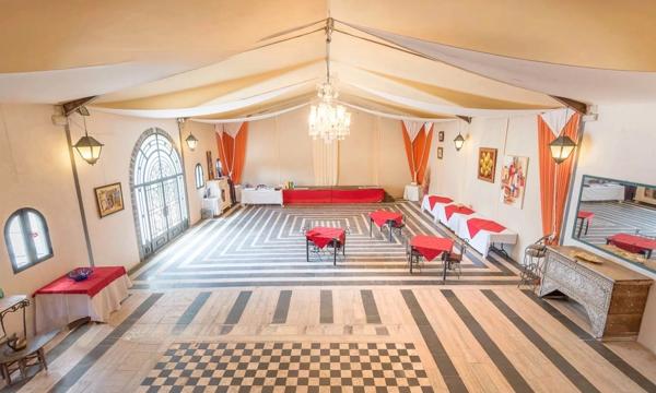 Mas d’Exception au Cœur de la Camargue – Chambres d’Hôtes & Salle de Réception