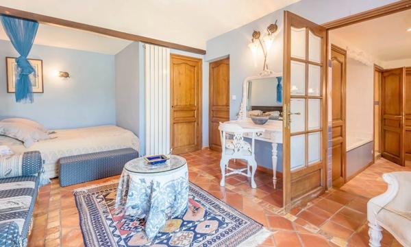 Mas d’Exception au Cœur de la Camargue – Chambres d’Hôtes & Salle de Réception
