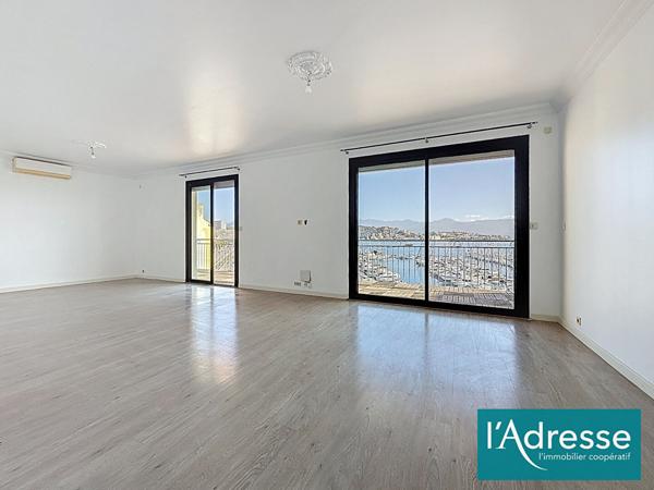 Appartement T3/T4 Ajaccio - centre ville - Vue mer - Castel Vecchio