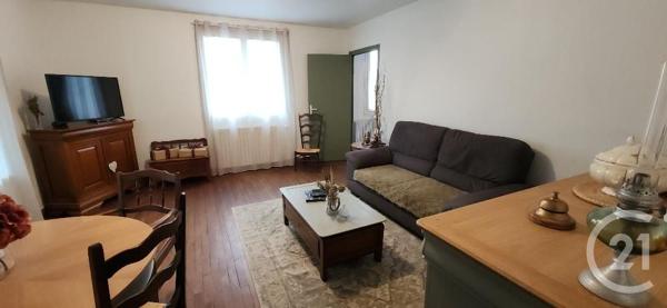 Maison à vendre  5 pièces - 102 m2 PLEAUX - 15