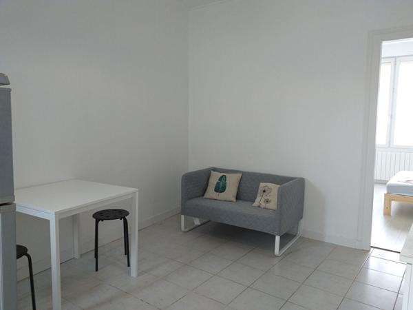Appartement T1 avec cour privative