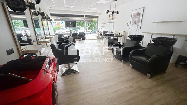 LOCAL COMMERCIAL 55 M2