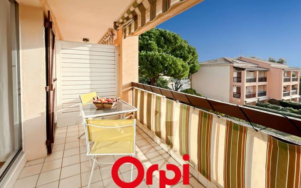 Appartement à vendre    1 pièce • 27,13 m2 Bandol